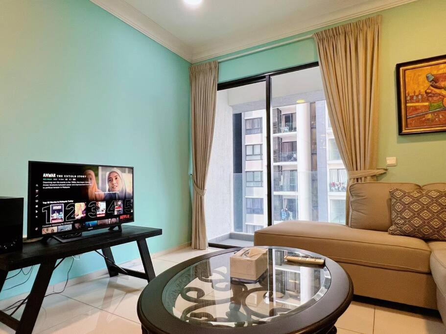 Homely 2Br Heritage D'Sara @ Link To Mrt, Near Thomson Hospital & Sungai Buloh Hospital エクステリア 写真