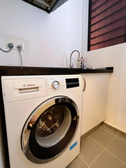 Homely 2Br Heritage D'Sara @ Link To Mrt, Near Thomson Hospital & Sungai Buloh Hospital エクステリア 写真