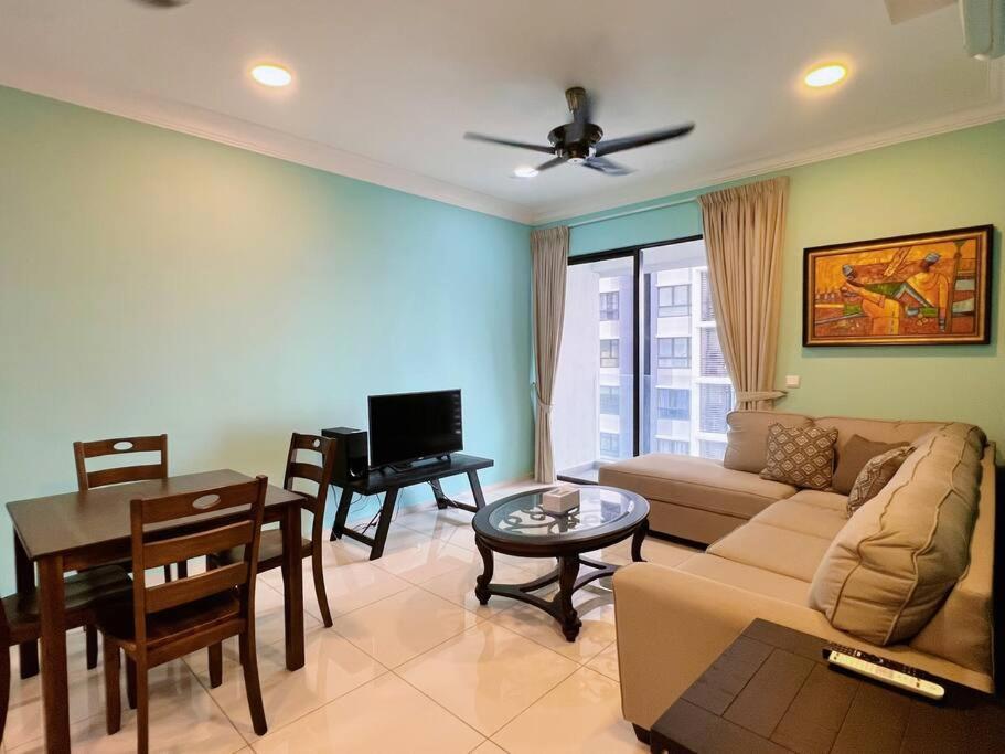 Homely 2Br Heritage D'Sara @ Link To Mrt, Near Thomson Hospital & Sungai Buloh Hospital エクステリア 写真
